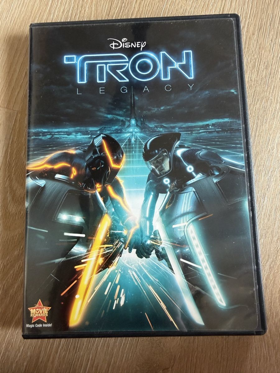 Tutti i DVDs: Tron Legacy (DVD – Usato da Nürensdorf venduto da agwils7