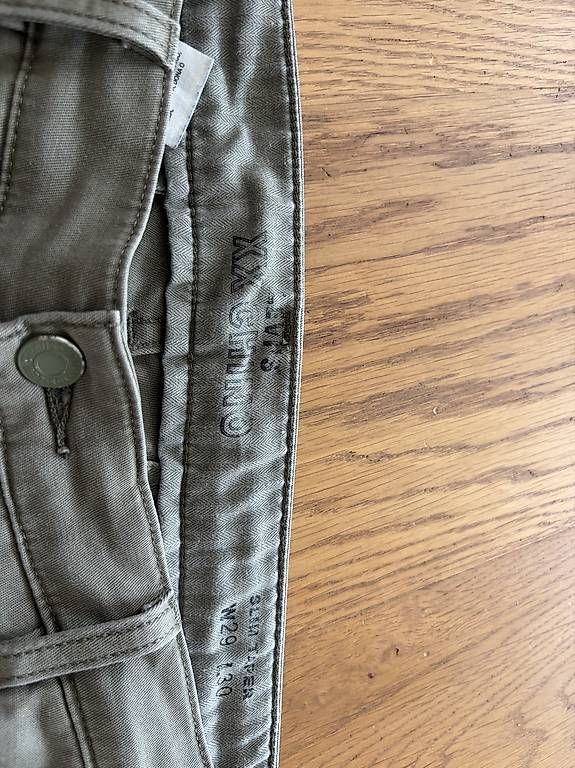 Hosen: Levis Chino – Gebraucht aus Affoltern am Albis von Domturbo 2