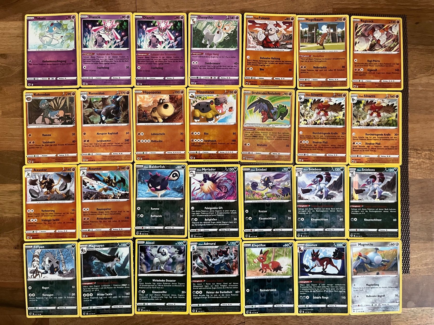Pokémon Carte collezionabili: Pokemon Astral Radiance 130 Reverse Holo Set Sammlung – Nuovo (secondo la descrizione) da Wabern venduto da Collectfun 2