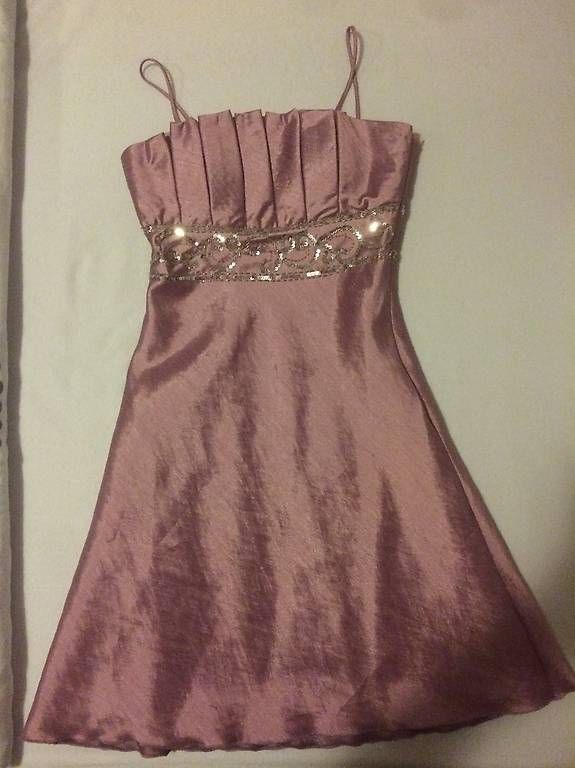 Robes: Abendkleid in rosa – D'occasion à Dietikon par Akil03