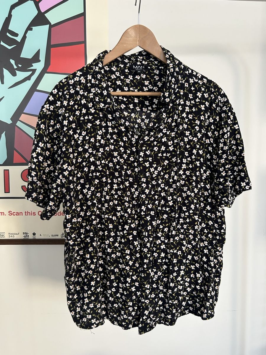 Chemises: Men’s shirt XL – D'occasion à Zürich par fan_z5fl