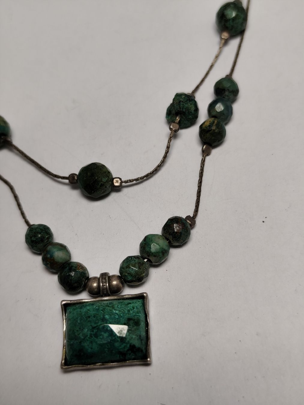 Ketten: Handgefertigtes Solid Silber Collier grünen Edelsteinen #A8 – Gebraucht aus Châtelaine von Tropic.Watch2 3