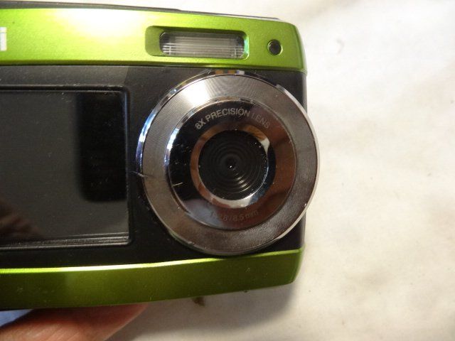 Rollei Fotocamera: ROLLEI DIGITAL KAMERA---NICHT LÄÜFT. – Usato da zürich venduto da ahmad01 6