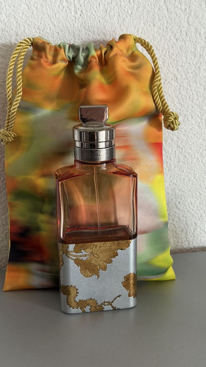 Profumi & Eau de Toilette: Dries Van Noten Camomille Satin, 2 ml – Usato da Sursee venduto da nst_czk2