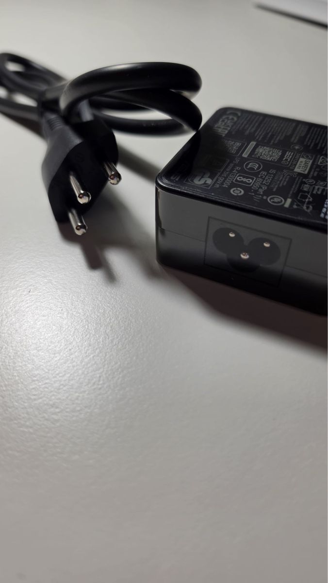 Asus Ladegerät: NEU Netzteil ASUS AC Adapter USB-C 45W – Neu und originalverpackt aus Wettingen von leo_5h6v 1