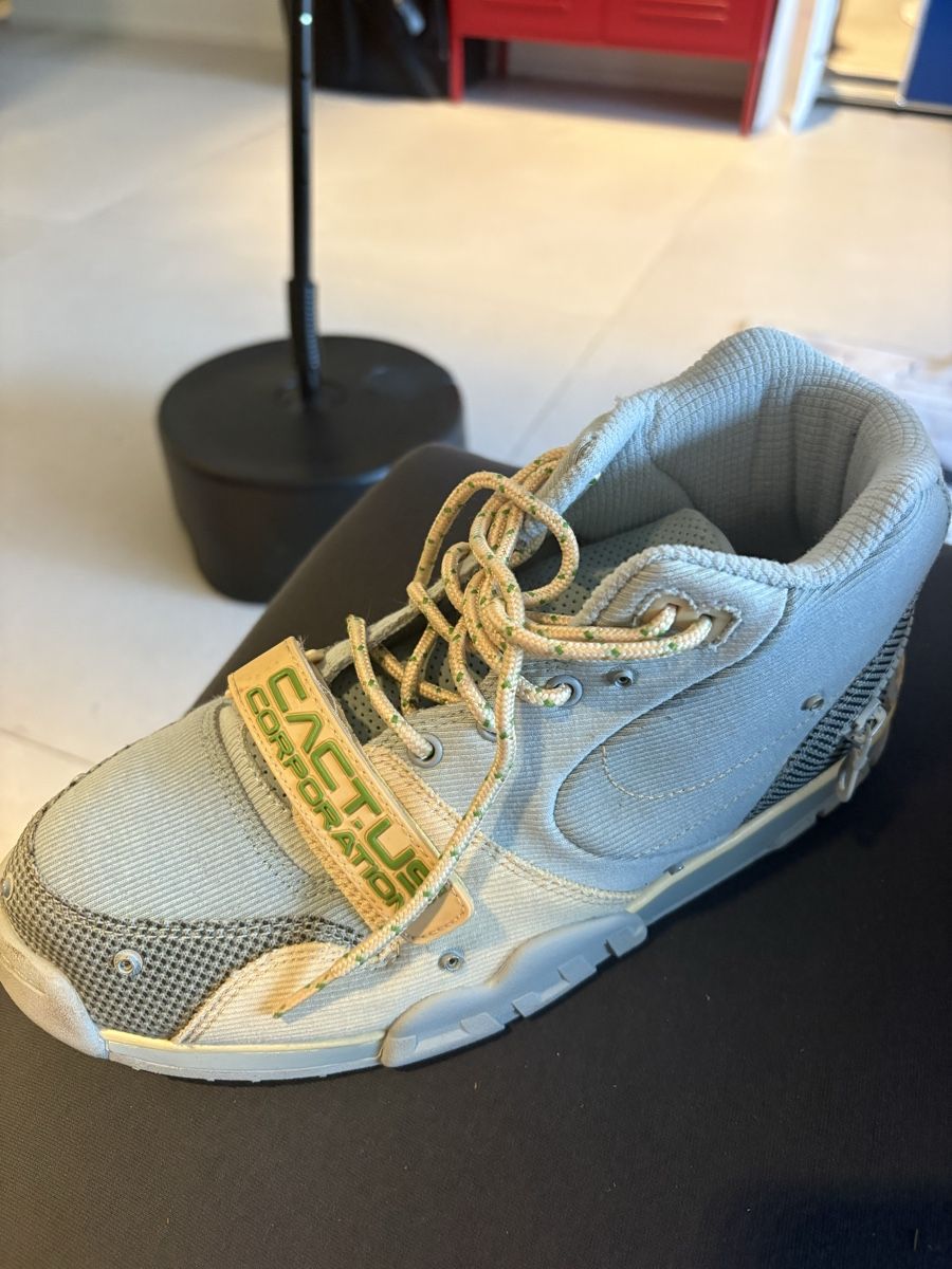 Nike Scarpe da uomo: Nike Air Trainer 1 CJ Cactus Travis Scott. 42.5  – Nuovo (secondo la descrizione) da Hinterkappelen venduto da AlexBaumann80