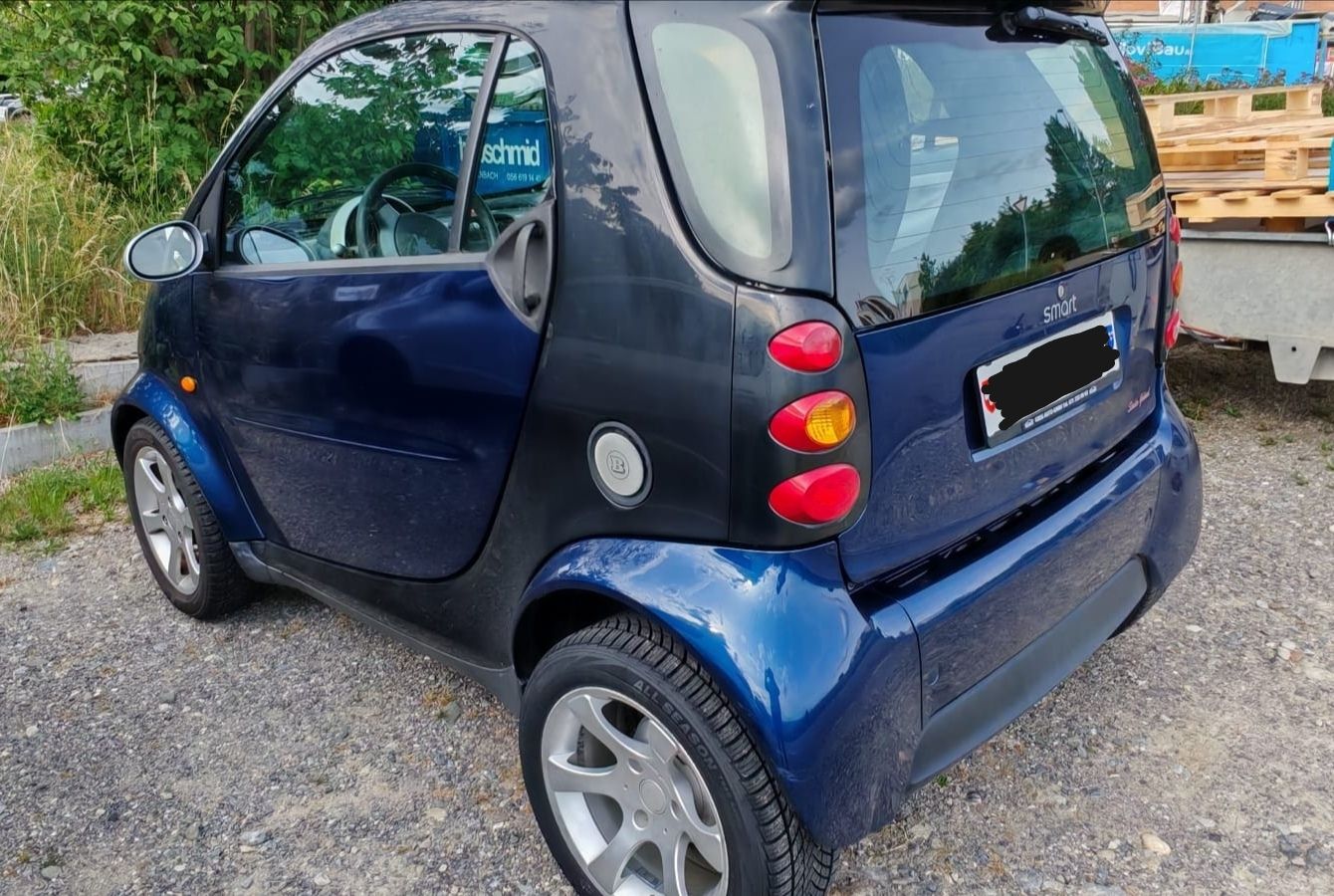 Smart Automobili: Smart Fortwo Pure (2003) – Usato da Bellikon venduto da jul_6qft 3