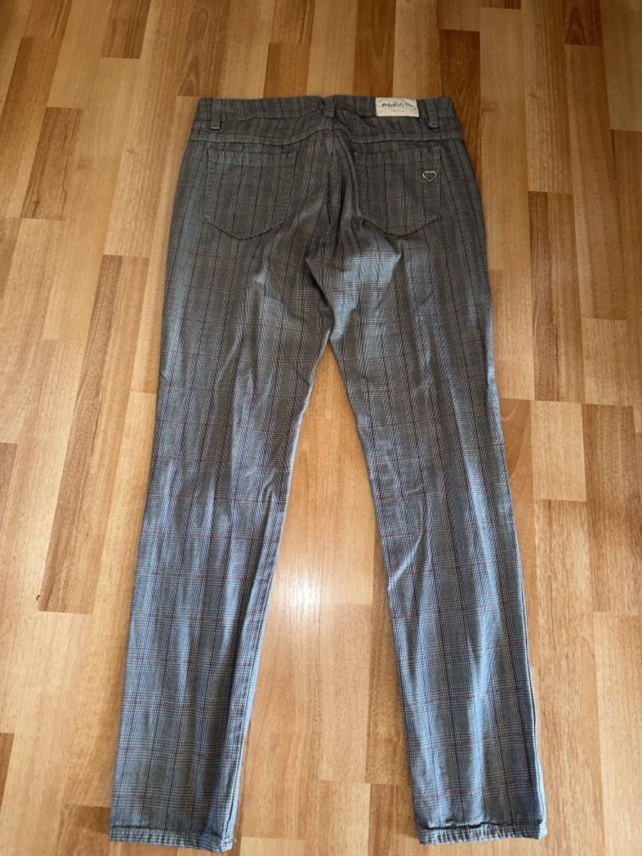 Please Jeans Pantaloni: Please Stoffhose Gr. S, einf. Bundweite 37 cm – Usato da Wald AR venduto da Jakusi95 1