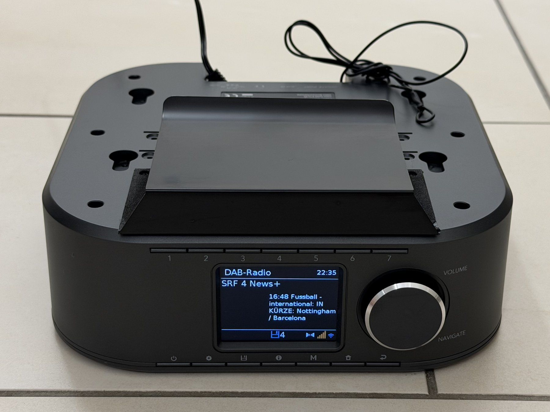 Hama Radios: Hama DIR355BT DAB+ | Küchenradio mit Bluetooth & Spotify – D'occasion à Glarus par walkerit