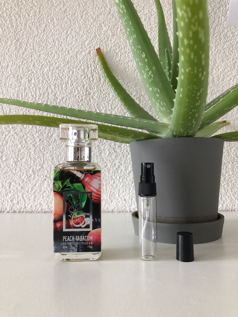 Parfum & Eau de Toilette: Dua Fragrances Peach Tabacum 5ml Abfüllung – Neu (gemäss Beschreibung) aus St. Gallen von Marcus1996