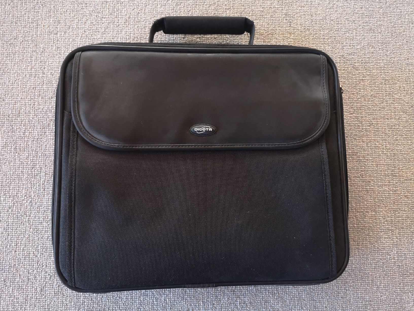 Koffer & Taschen: Dicota Laptoptasche – Neu (gemäss Beschreibung) aus Sissach von cor_n2dt