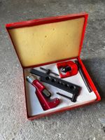 Bördelgerät-Set mit Rohrabschneider 3–25 mm im Metallkoffer