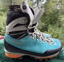 SCARPA Damen Bergstiefel, Gr. 39 – wie neu, nur wenige Male 