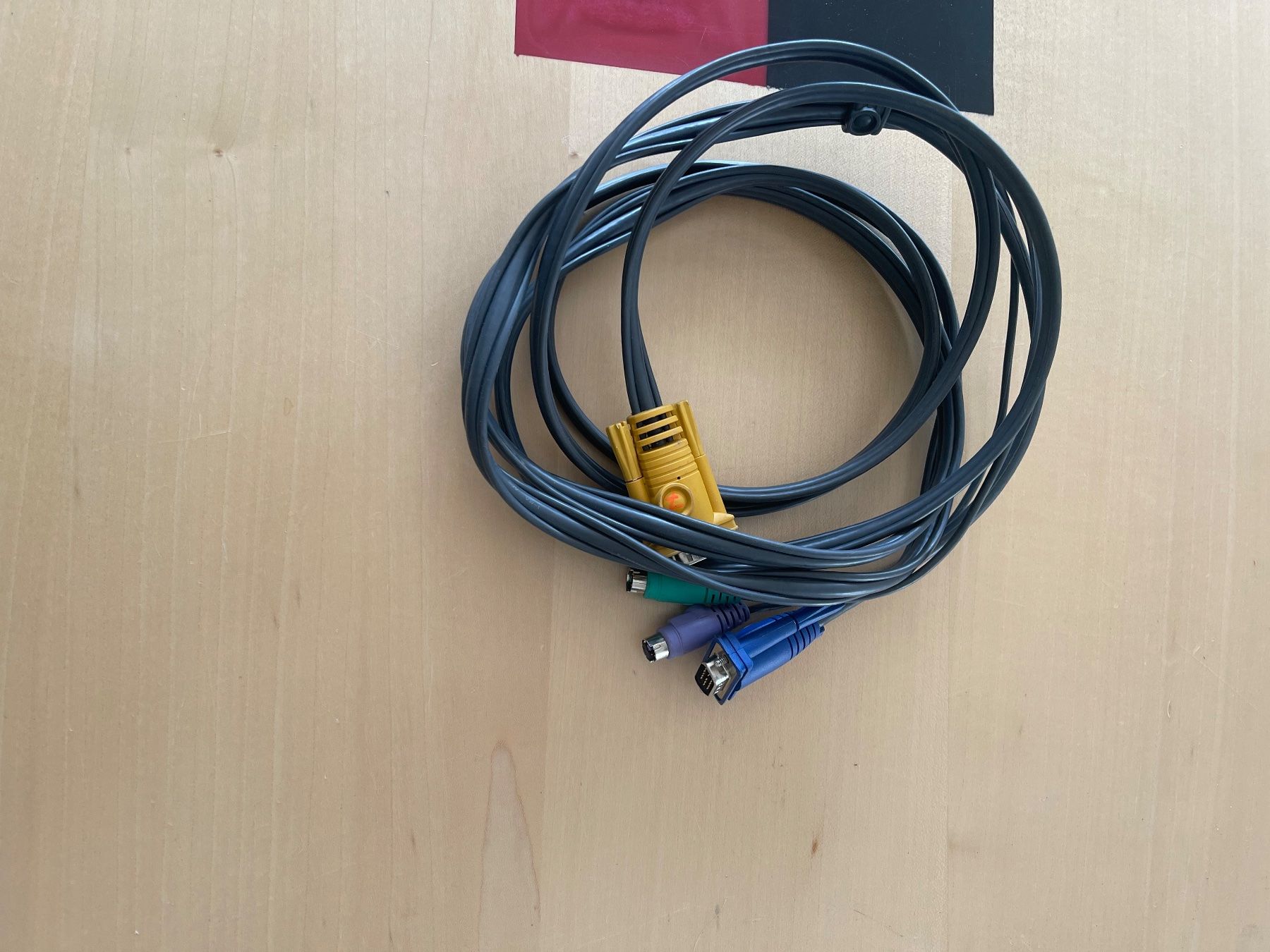 Câbles: KVM SWITCH KABEL – D'occasion à Wängi par Bmo