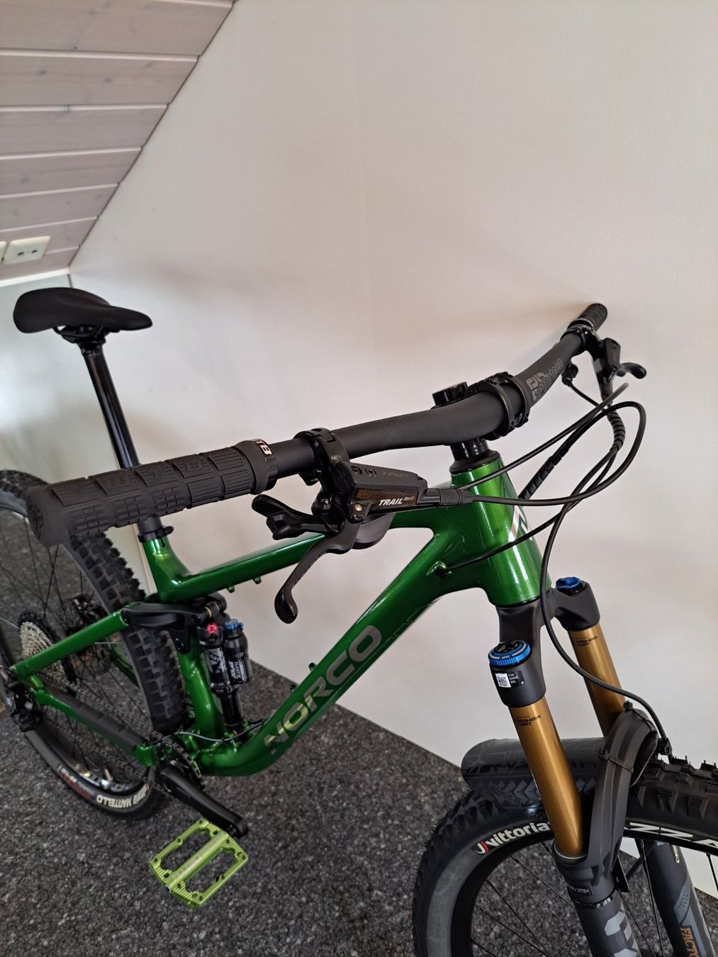 Norco Biciclette: Norco Fluid Trail-Bike mit FOX Kashima Coat – Nuovo e nell'imballaggio originale da Herisau venduto da Tioga 3