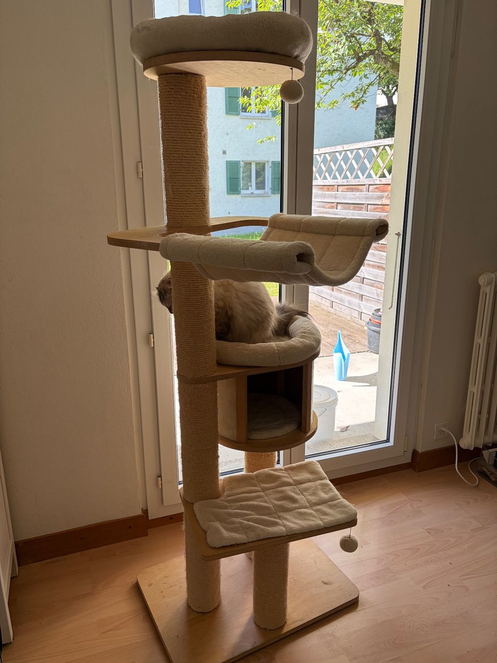 Arbres à chats: Kratzbaum – D'occasion à Ostermundigen par TianaTiara