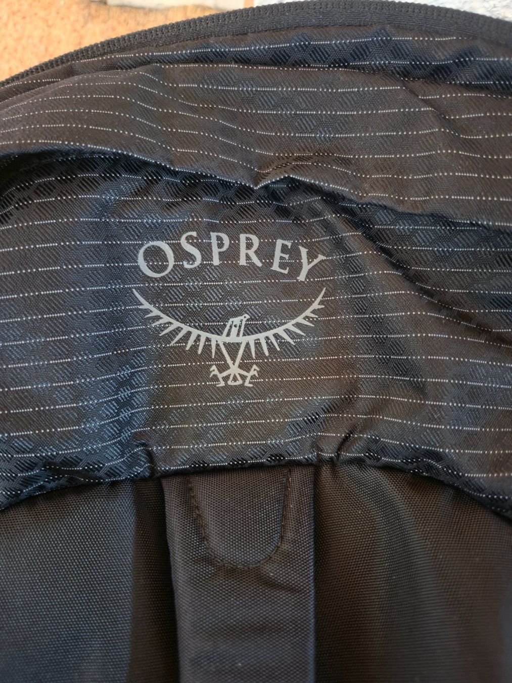 Osprey Zaini: Sac à dos Osprey Comet 30L - comme neuf – Usato da Prilly venduto da Lorrysa 6