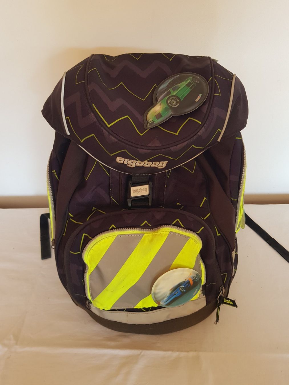 Ergobag Borse & Zaini: Schulsack von Ergobag mit viel Zubehör – Usato da Schleitheim venduto da crestasee 2