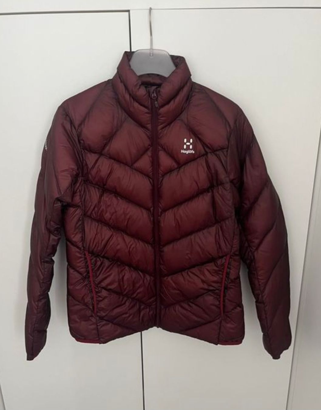 Haglöfs Vestes: Haglöfs LIM Daunenjacke – D'occasion à Wilen (Sarnen) par bergler