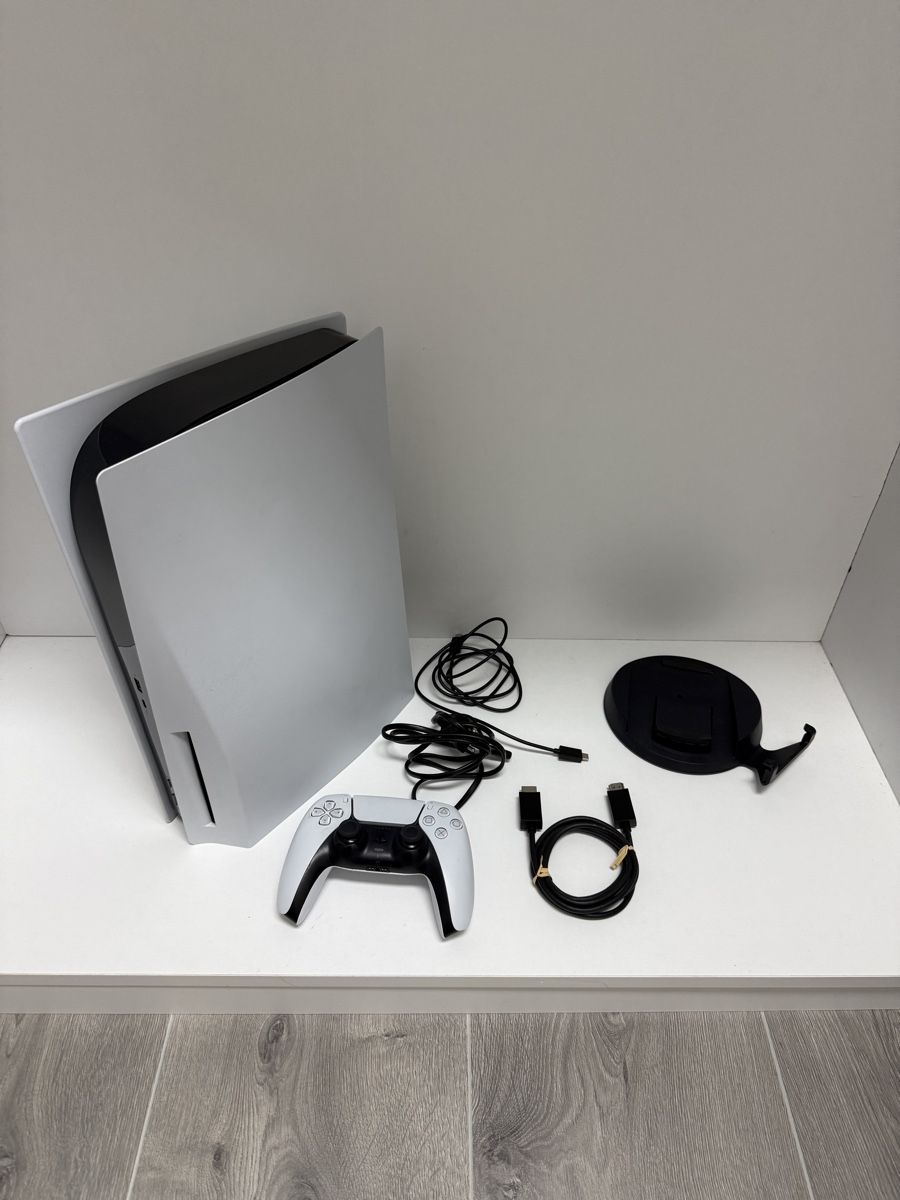 Sony Consoles: PS5 – D'occasion à Genève par MG7004 2