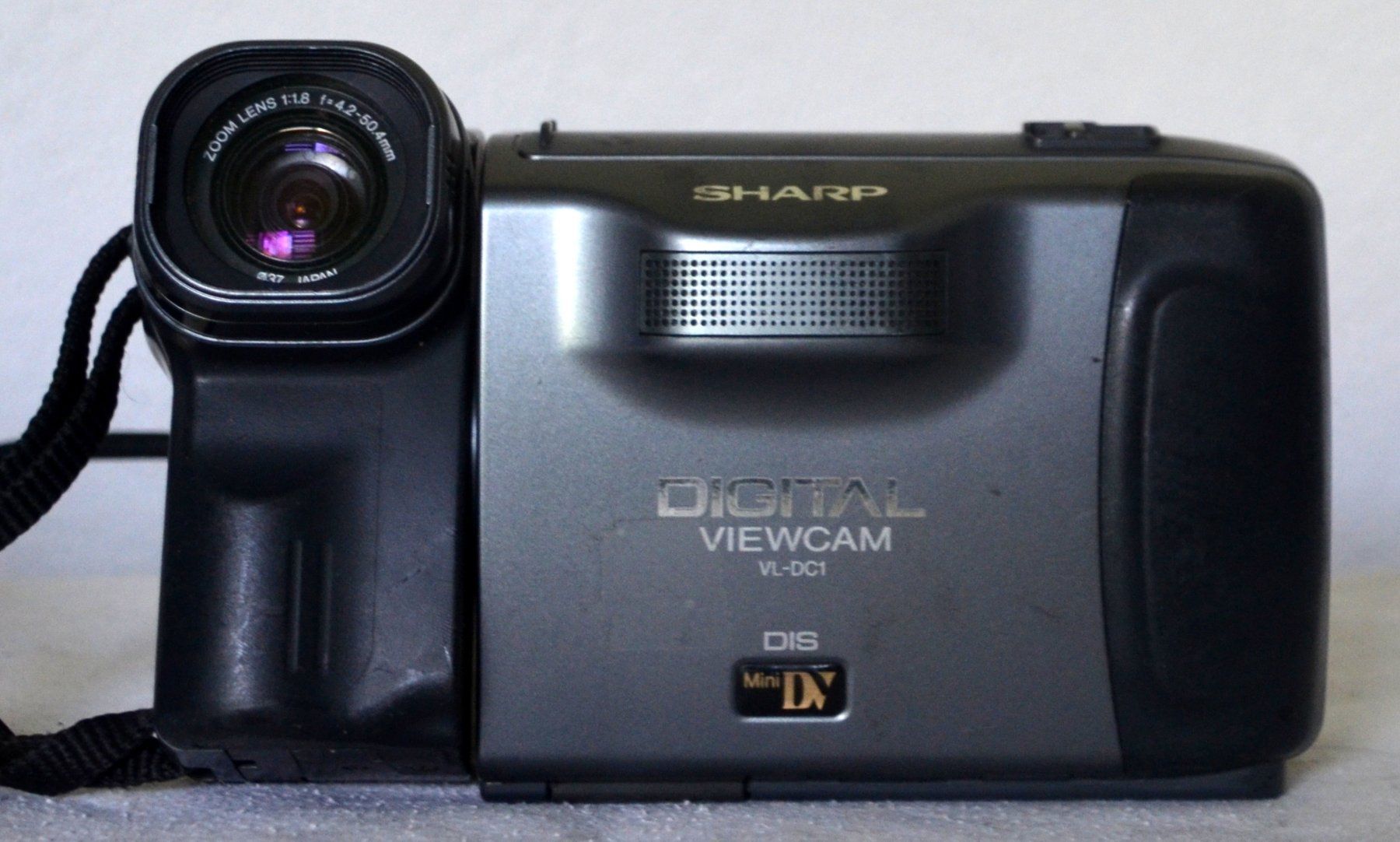 Sharp Videocamere: Sharp  VL-DC1 MiniDV  Camcorder / caméscope – Nuovo e nell'imballaggio originale da Collonges venduto da arashee 4