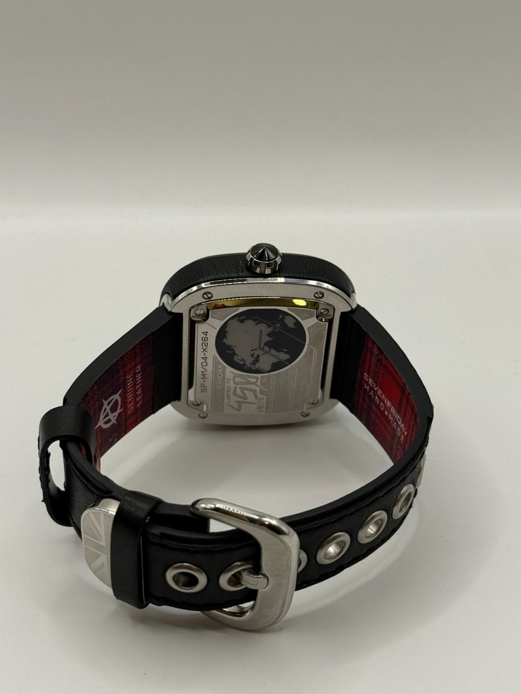 Orologi: SevenFriday P1B/03 Punk – Usato da Bottens venduto da Evergold.ch 2