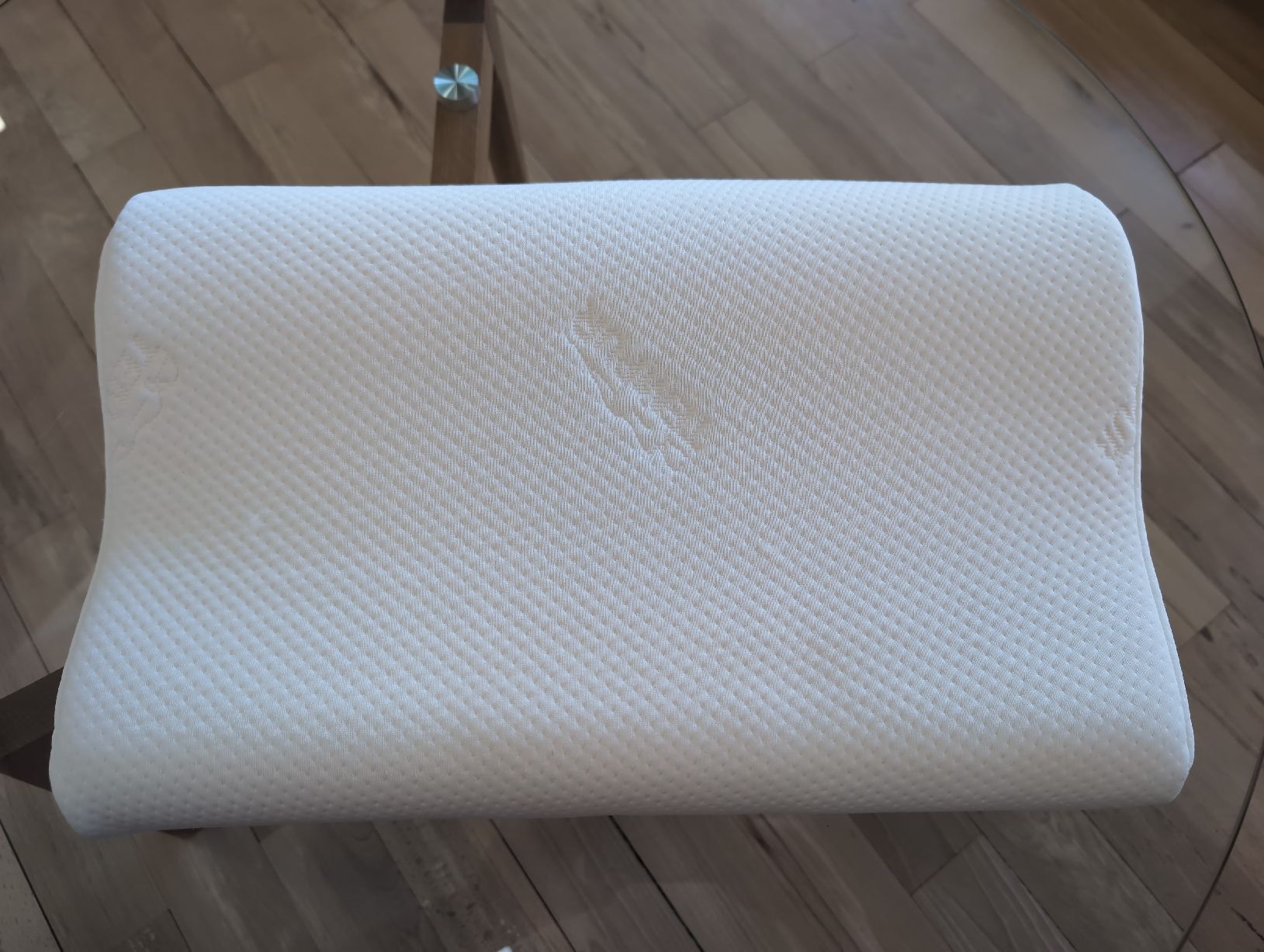 Kissen: like new tempurpedic pillow – Neu (gemäss Beschreibung) aus Basel von onc_g5v7