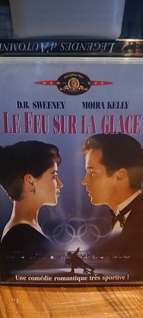 Tutti i DVDs: Le feu sur la galce – Usato da Rue venduto da jice84