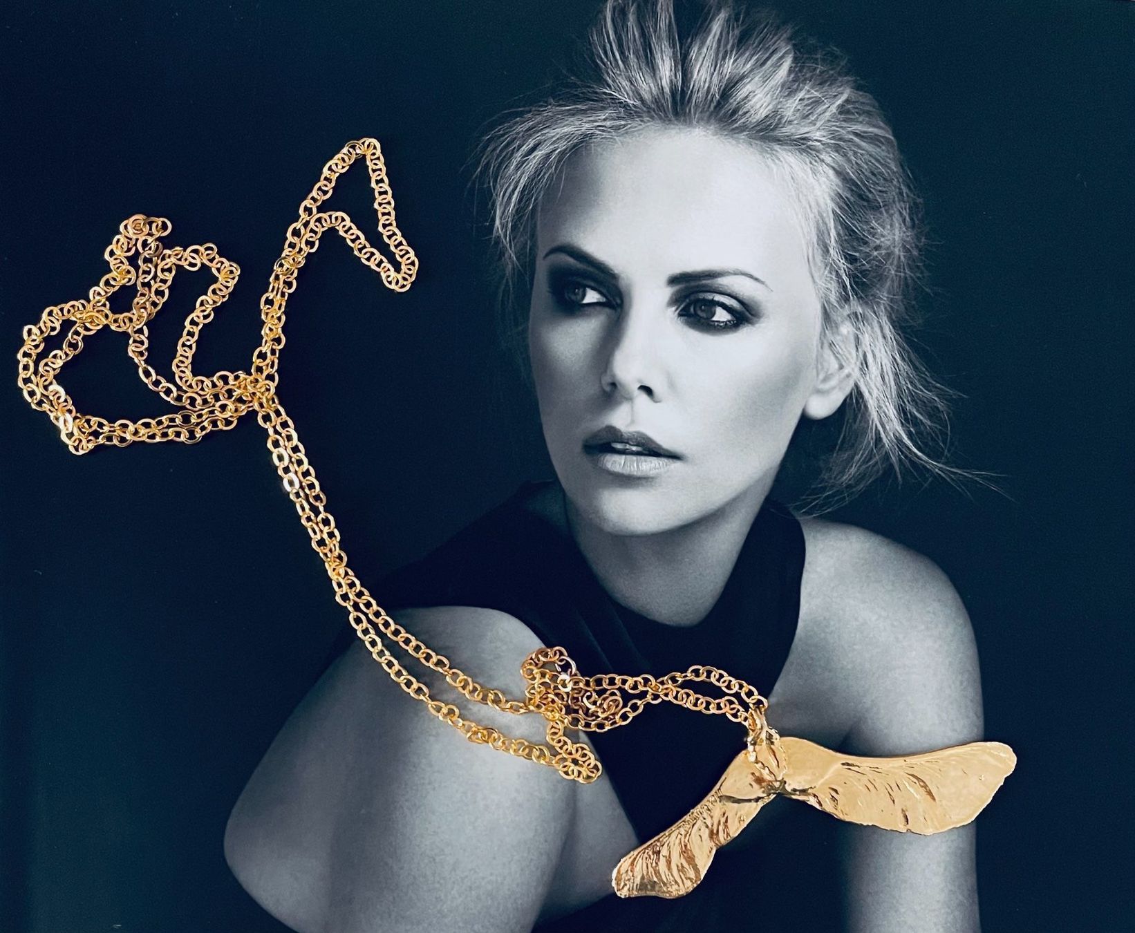 Catenine: Wunderschöne Kette mit Anhänger – Usato da Winkel venduto da KaschmirArt