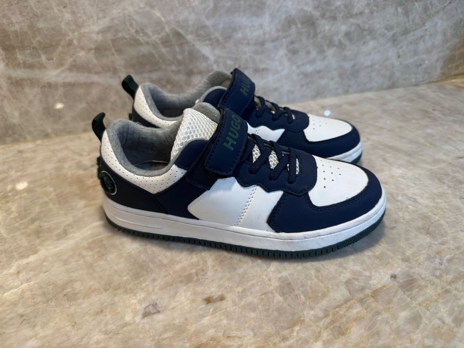 Hugo Boss Scarpe per ragazzi: Basket Hugo Boss T37 – Usato da Conches venduto da chn_hgl6 1
