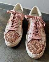 Modischer Turnschuh