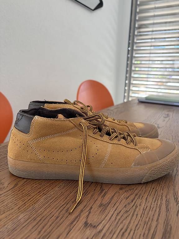 Scarpe da uomo: Nike SB Blazer Chukka Sneaker Grösse 44 – Usato da Birmensdorf ZH venduto da japaro