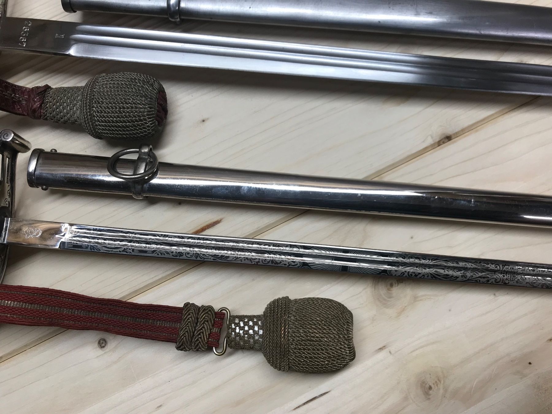 Schweizer Armee Uniformi: Uniform mit Degen 1899 3 Stk – Usato da Erschwil venduto da Freitag1 8