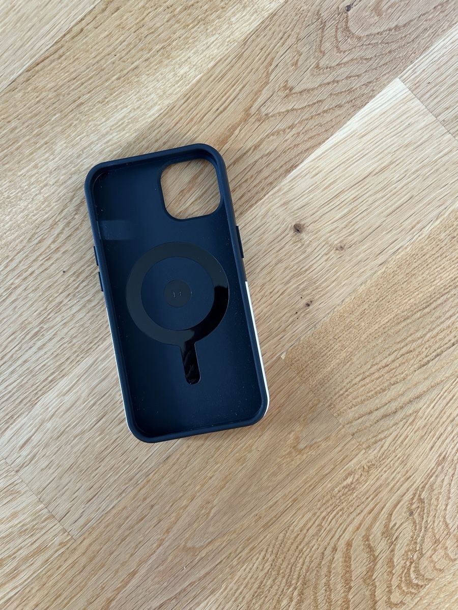 Cover & Protezioni schermo: iphone 14 Hülle – Nuovo (secondo la descrizione) da Zürich venduto da luluelle 1
