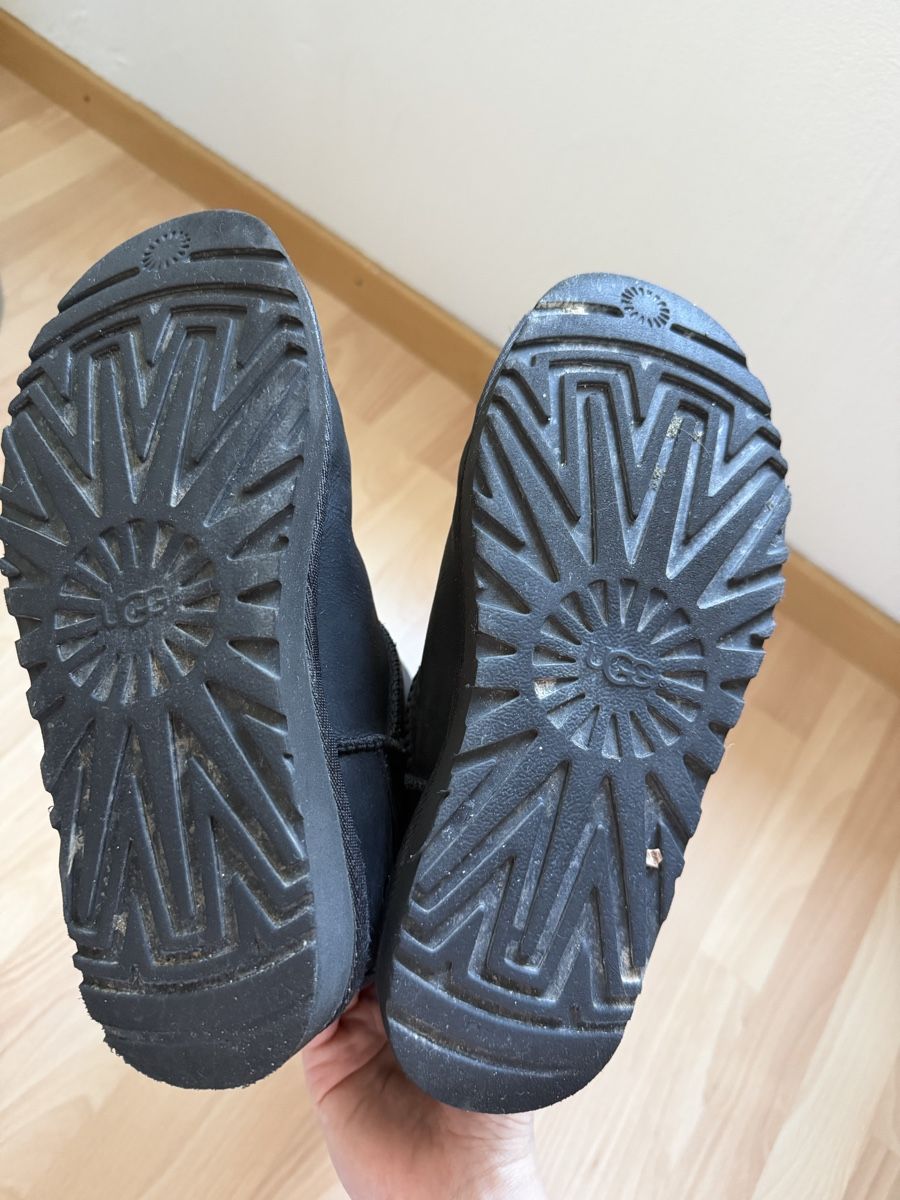 Ugg Scarpe da donna: Ugg boots – Usato da Nyon venduto da ula_swg8 4