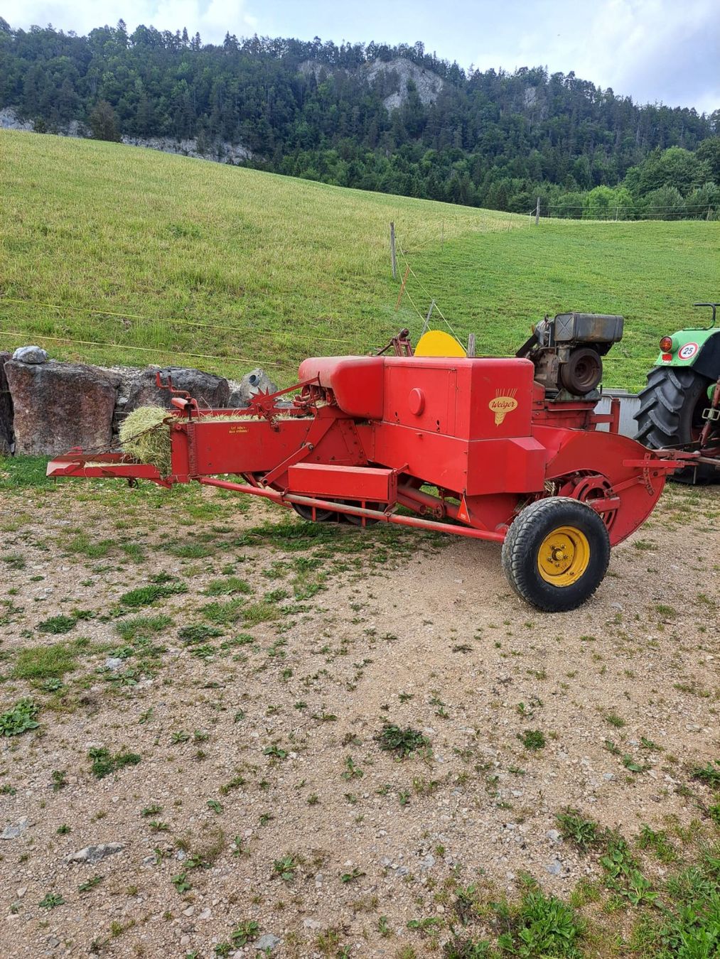 Welger Tutte le macchine: Kleinballenpresse – Usato da Welschenrohr venduto da vario32 5