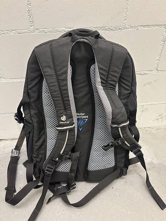 Deuter Zaini: Deuter Rucksack – Usato da Vaduz venduto da Aronimooo 1