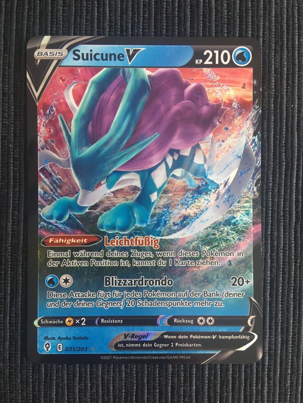 Pokémon Carte collezionabili: Pokemon Suicune V Evolving Skies DE – Nuovo (secondo la descrizione) da Wabern venduto da Collectfun