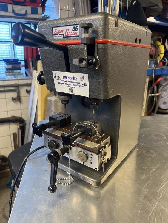 220V 100W Vertikale Schlüsselfräsmaschine Schlüsseldupliziermaschine | Schlosserwerkzeuge Verschluss-Auswahl-Set 8000 U/min