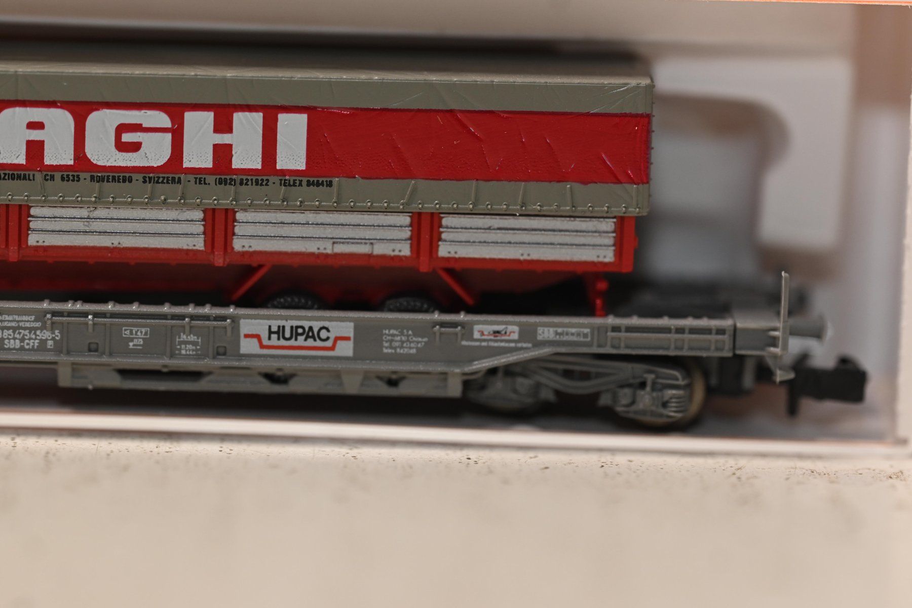 Roco Modelleisenbahnen: LAGHI HUPAC Roco Spur N – Gebraucht aus Laupen ZH von Zmoewe 2