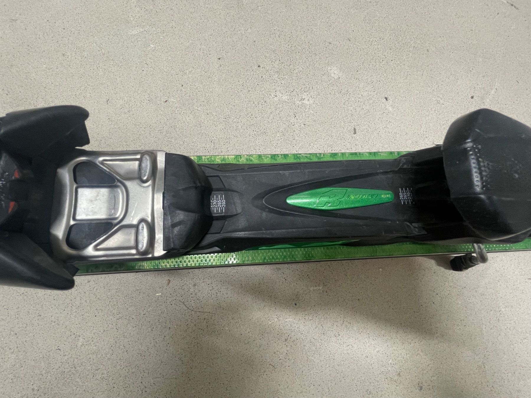 Völkl Sci: Ski Völkl mit verstellbarer Bindung – Usato da Erlinsbach venduto da MS2G 4