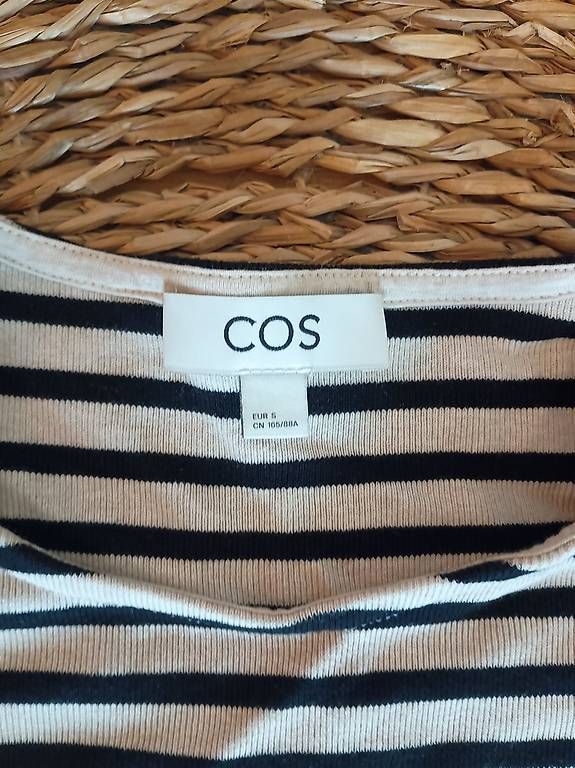 Cos T-Shirts: Gestreiftes T-Shirt von Cos – Gebraucht aus Zürich von Melianea 1