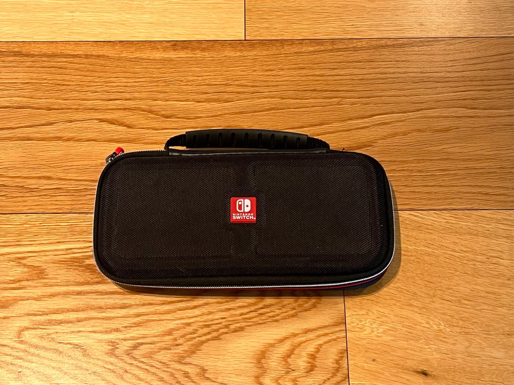 Nintendo Custodie protettive: Custodia per Nintendo Switch + Cavo originale - ottimo stato – Nuovo (secondo la descrizione) da Montagnola venduto da ciain67