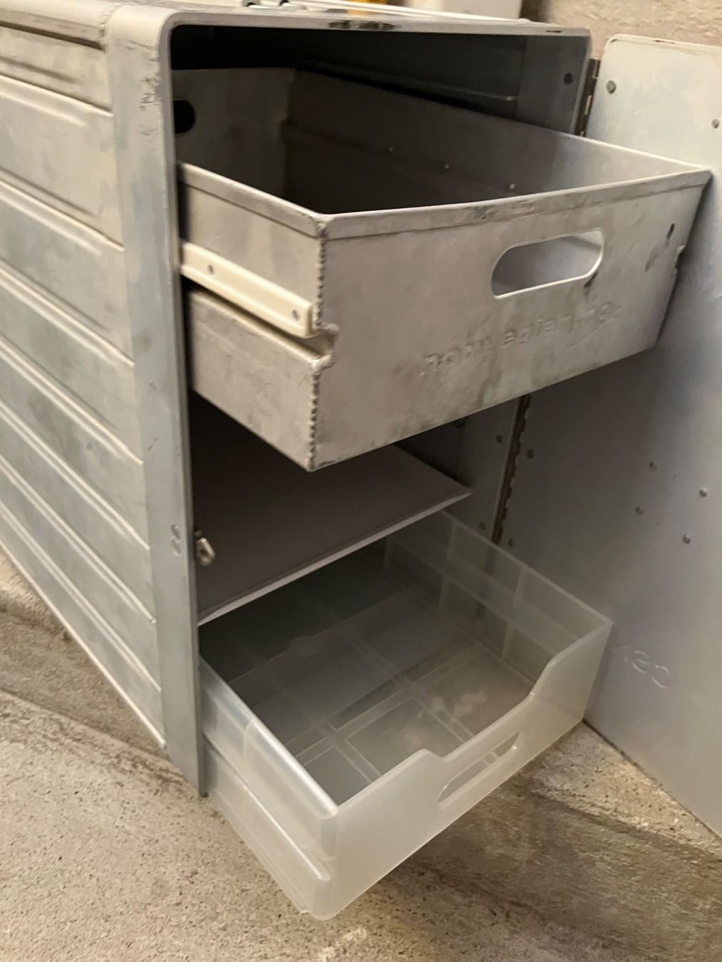 Baucontainer: Wamos Air Galley Box / Container – Gebraucht aus Zürich von Classic_Collection_Zurich 5