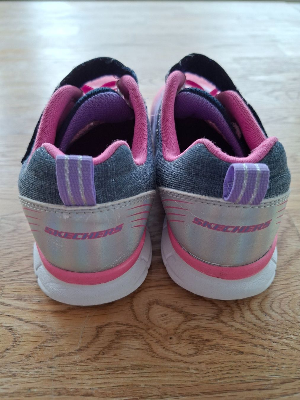 Skechers Scarpe per ragazze: Mädchenschuhe Skechers Grösse 32 – Usato da Hölstein venduto da nueddeli 2