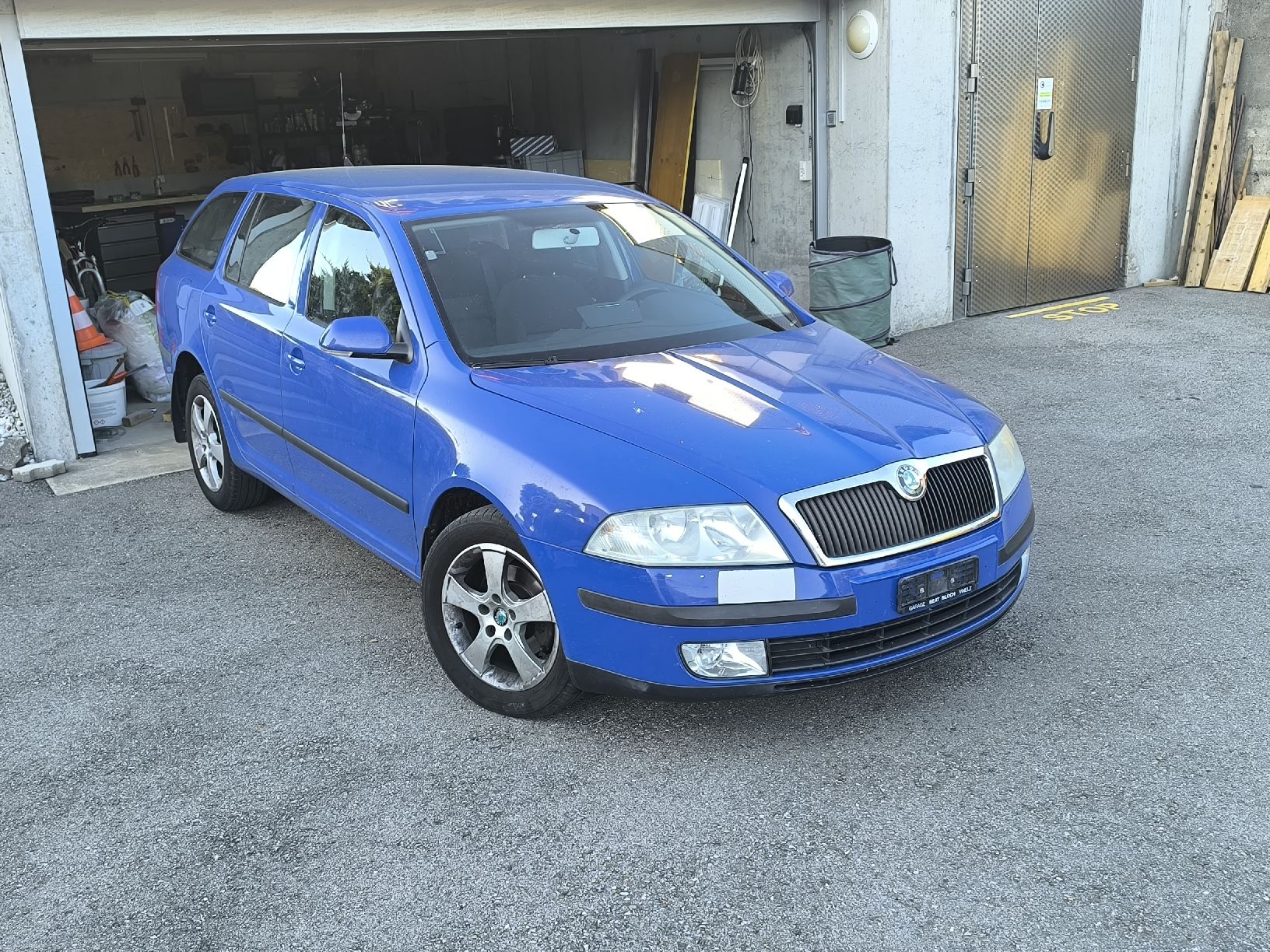 Skoda Automobili: SKODA Octavia Kombi 1.6l ab 1Fr. – Difettoso da Schmitten FR venduto da alain.k