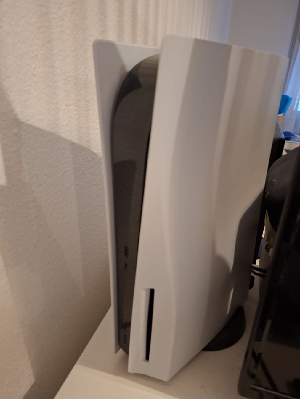 Sony Konsolen: Playstation 5 mit Controller – Gebraucht aus Muri AG von ale_c9w7 2