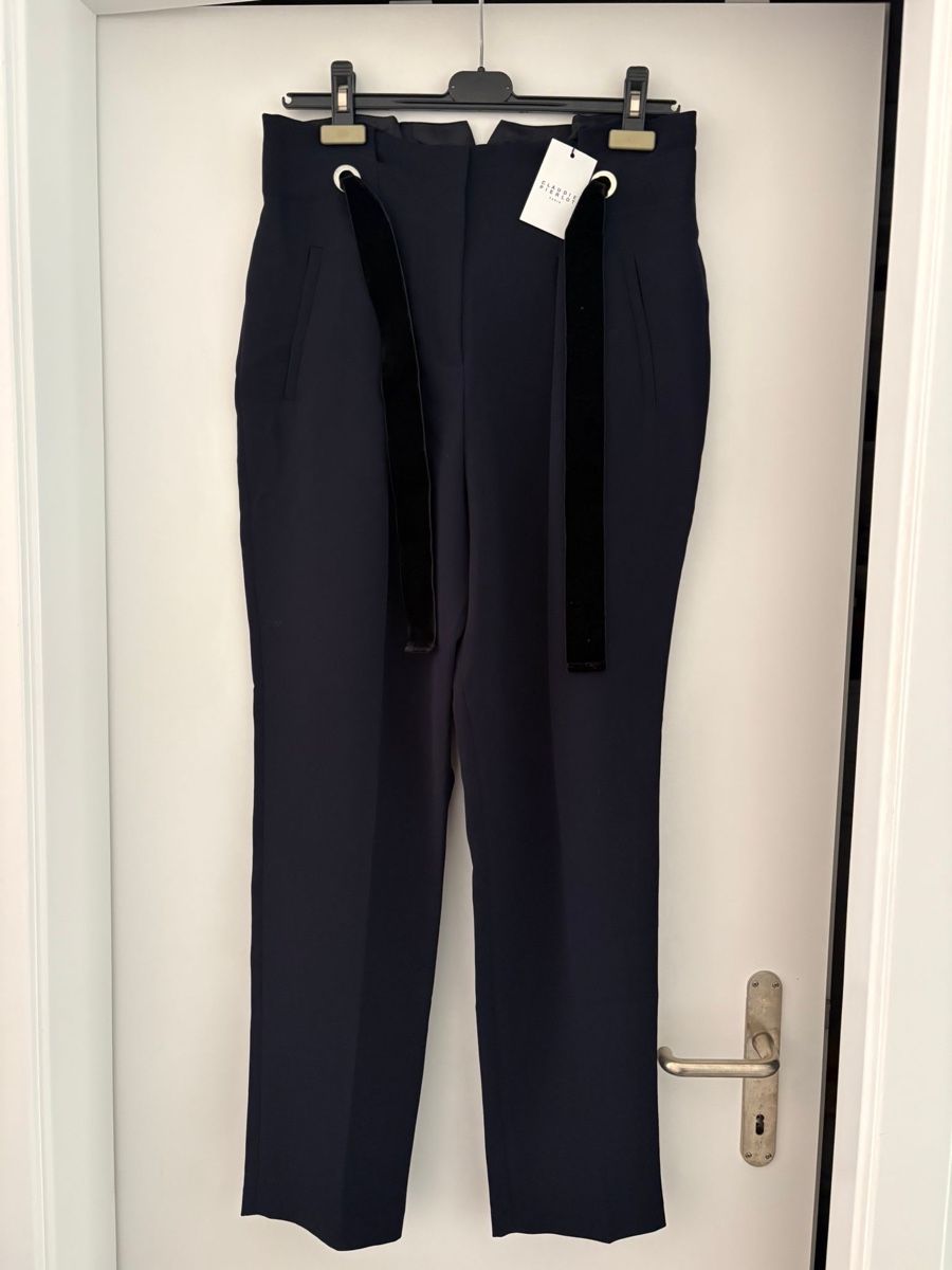 Claudie Pierlot Pantaloni: Pantalon Claudie Pierlot 38 – Nuovo e nell'imballaggio originale da Neuchâtel venduto da gdagda