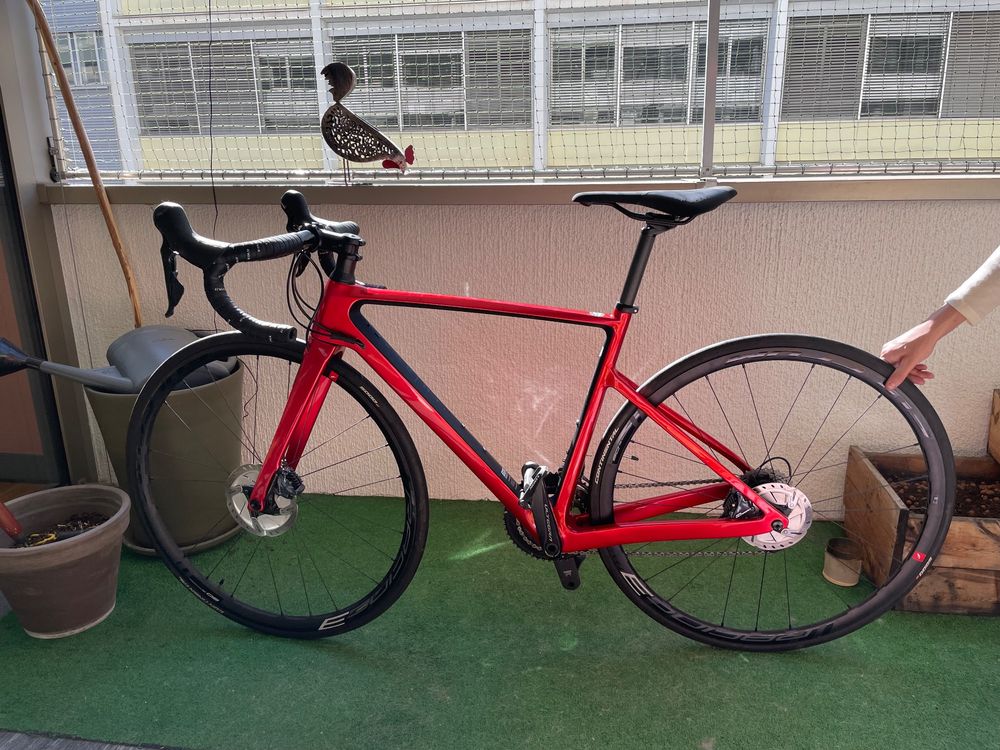 Vélo route Van Rysel EDR ULTEGRA ROUGE (D'occasion) à Genève pour