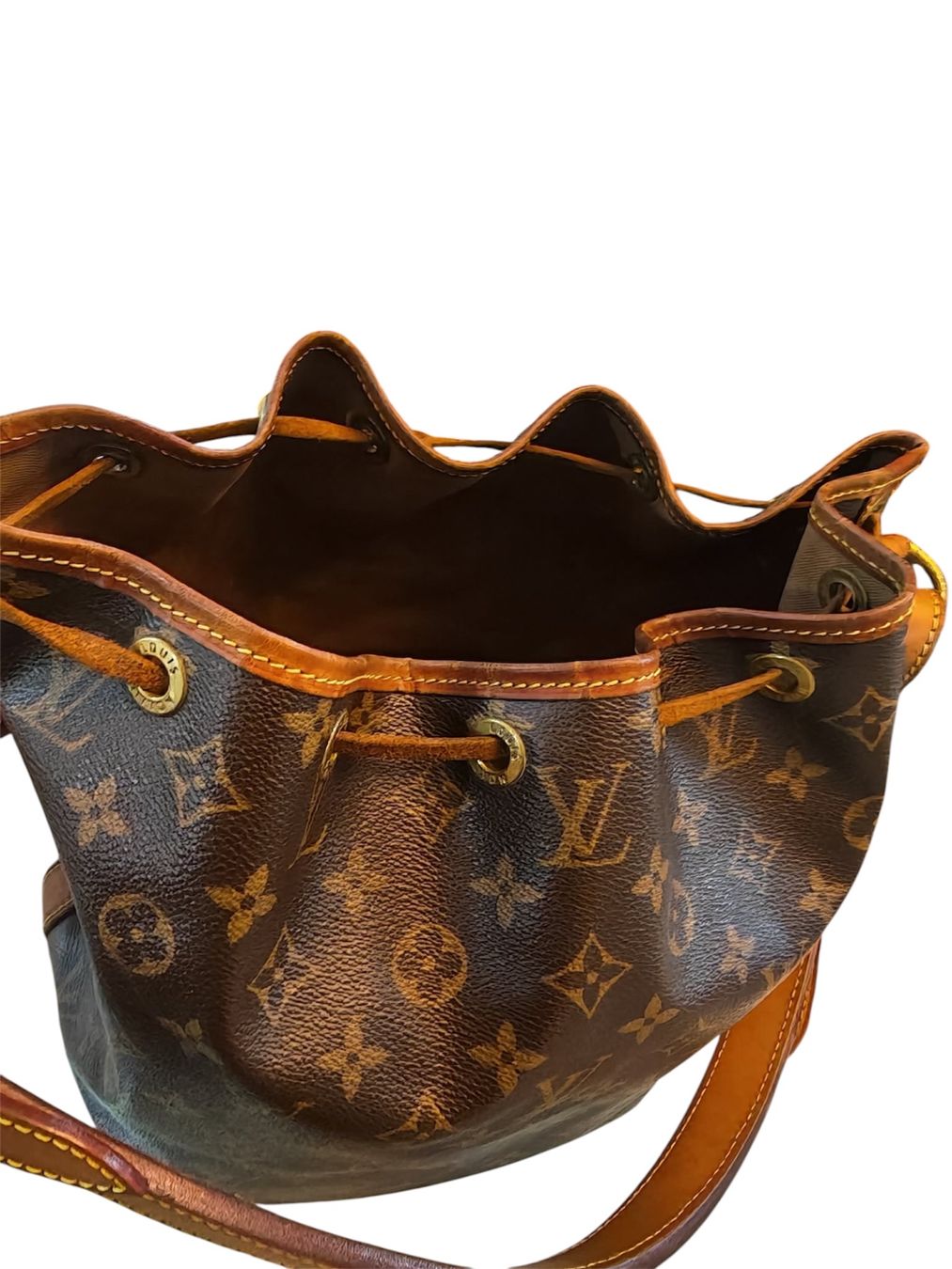 Louis Vuitton Borse da donna: Louis Vuitton Petit Sac Noe Monogram Canvas – Usato da Buch am Irchel venduto da Pukpan_99 3